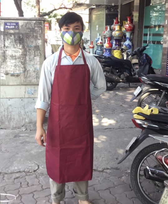 Tạp dề nhựa chống thấm nước màu đỏ giá rẻ có sẵn tại Hà Nội